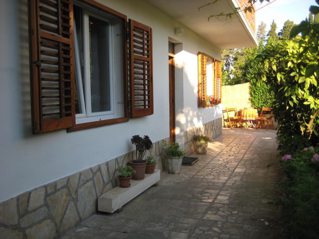 Apartment Bosiljak Jelsa  Ruang foto